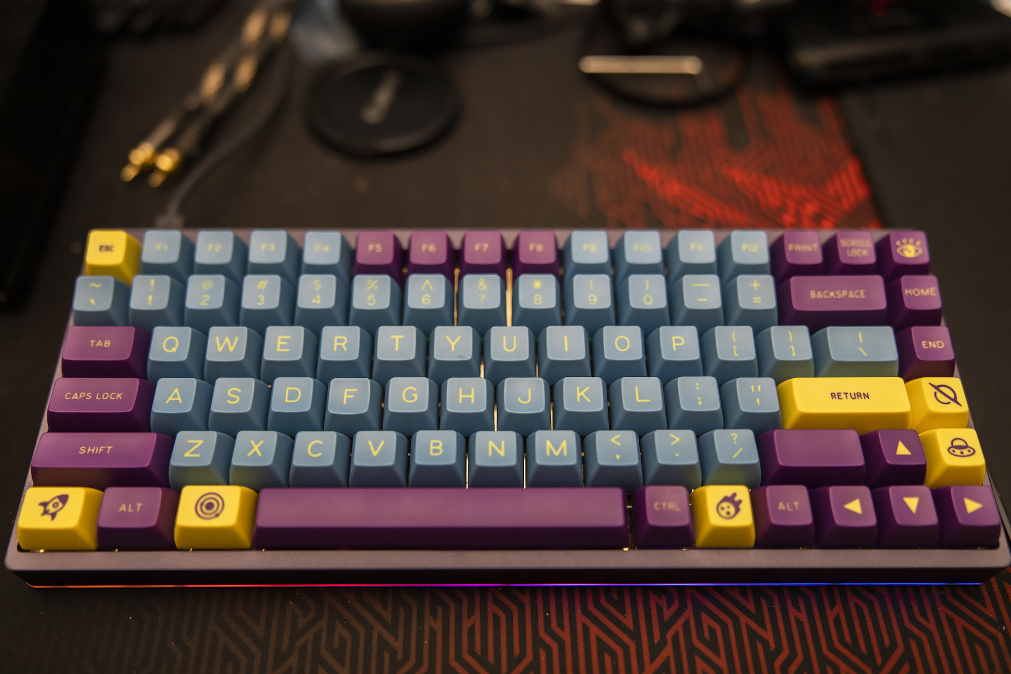 Hello 242710-0