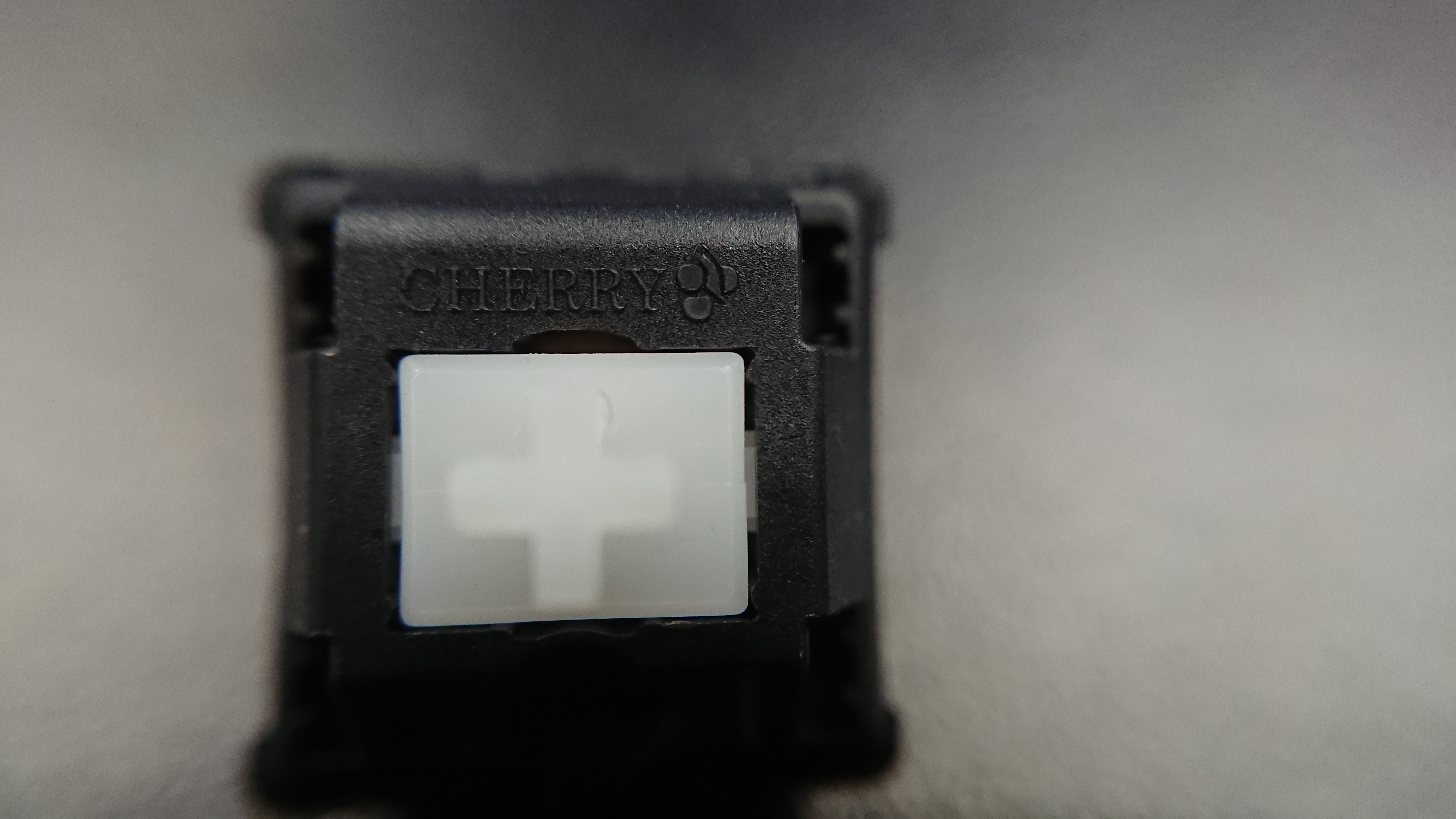 CHERRY switches have NEW stems, supersmooth! 198474-0