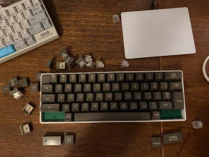 Steezy60: Alps and SMK 60% PCB with split space support and more 255114-1